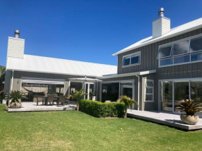 Matarangi Beach Retreat